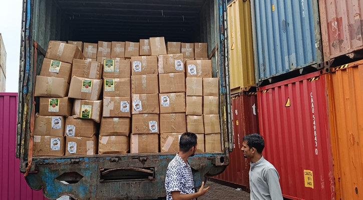 দেড় হাজার কেজি মুড়ি যাচ্ছে ফ্রান্সে